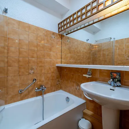 Confortable Avec Wi-fi, Vue Pour 4 Personnes - Fr-1-827-81 Roquebrune-Cap-Martin