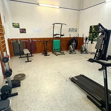 Confortable Avec Wi-fi, Vue Pour 4 Personnes - Fr-1-827-81 *